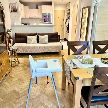 Comfortable In The Center 华沙